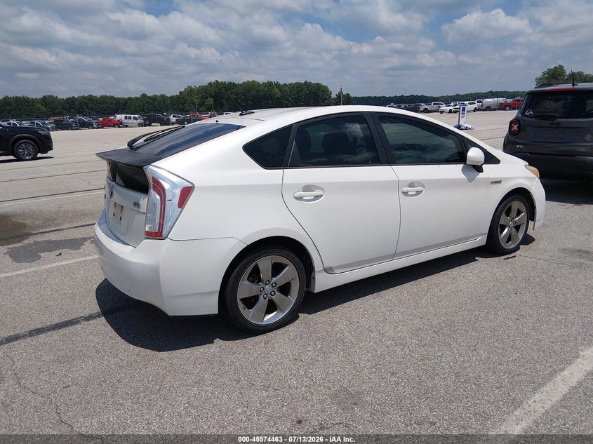 2013 Toyota Prius VIN JTDKN3DU7D5591140 IAAI salvage auction — NORMAL WEAR, Clear (Indiana), sold $775 on 2026-07-23 (photo 4)