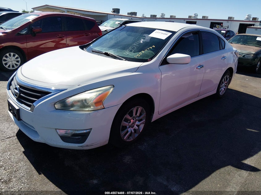 2015 Nissan Altima VIN 1N4AL3APXFC273498 IAAI salvage auction — NORMAL WEAR, Clear (Nevada), sold $325 on 2026-07-24 (photo 2)