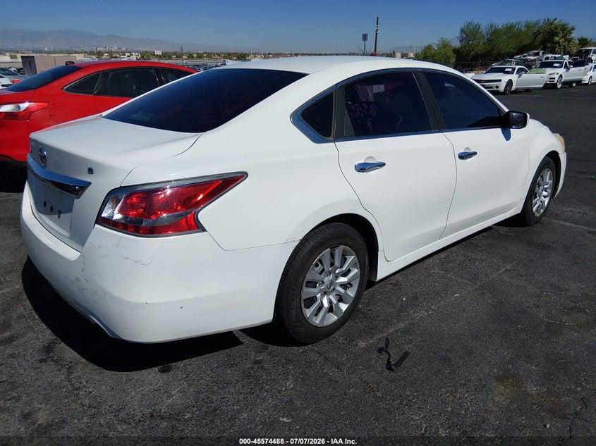 2015 Nissan Altima VIN 1N4AL3APXFC273498 IAAI salvage auction — NORMAL WEAR, Clear (Nevada), sold $325 on 2026-07-24 (photo 4)