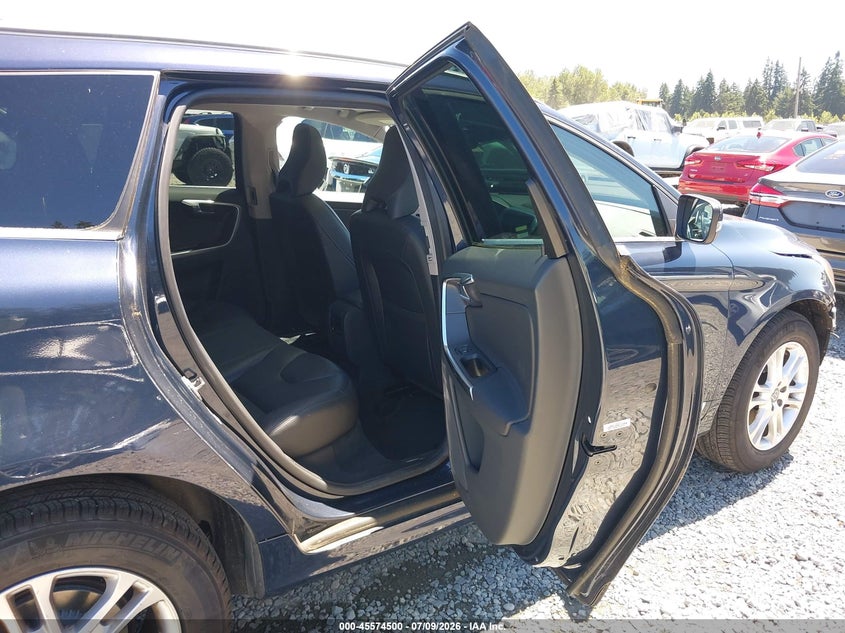 2015 Volvo Xc60 VIN YV4612RM4F2747054 IAAI salvage auction — FRONT END, Bill Of Sale (Washington), sold $250 on 2026-07-29 (photo 8)