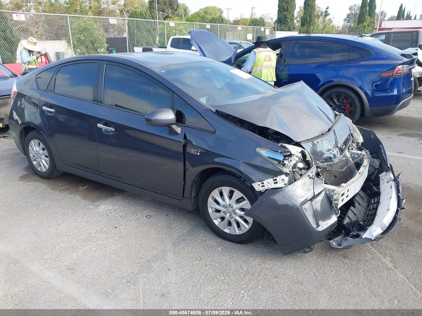 2015 Toyota Prius VIN JTDKN3DP1F3072822 IAAI salvage auction — FRONT END, Salvage (California), sold $2,050 on 2026-07-29 (photo 1)