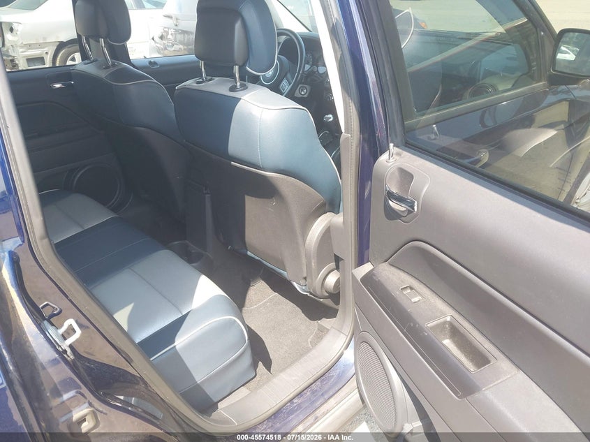 2012 Jeep Compass VIN 1C4NJDEBXCD676618 IAAI salvage auction — NORMAL WEAR, Clear (Washington), sold $700 on 2026-08-01 (photo 8)