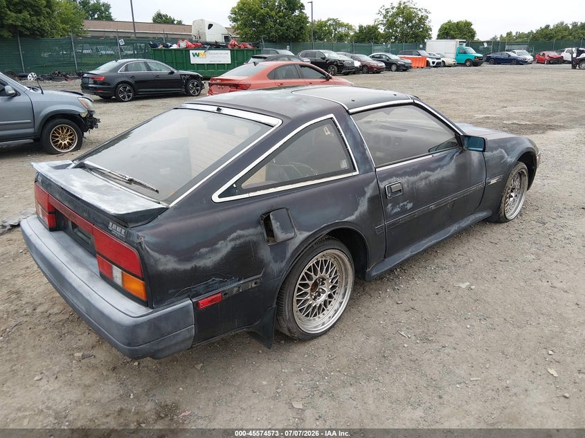 1986 Nissan 300zx VIN JN1HZ16S2GX091140 IAAI salvage auction — NORMAL WEAR, Clear (Pennsylvania), sold $325 on 2026-07-10 (photo 4)