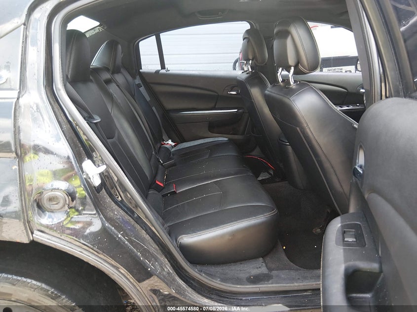 2011 Chrysler 200 VIN 1C3BC2FG9BN596784 IAAI salvage auction — NORMAL WEAR, Clear (Alabama), sold $300 on 2026-07-27 (photo 8)