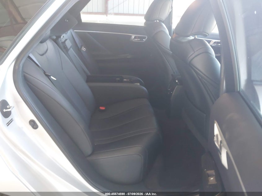 2019 Toyota Mirai VIN JTDBVRBDXKA007369 IAAI salvage auction — NORMAL WEAR, Clear Salvage History (California), sold $550 on 2026-07-21 (photo 8)