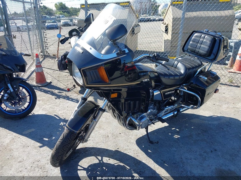 1982 Suzuki Gs1100 VIN JS1GU72G4C2100062 IAAI salvage auction — NORMAL WEAR, Clear - Dealer Only (California), sold $450 on 2026-07-16 (photo 2)