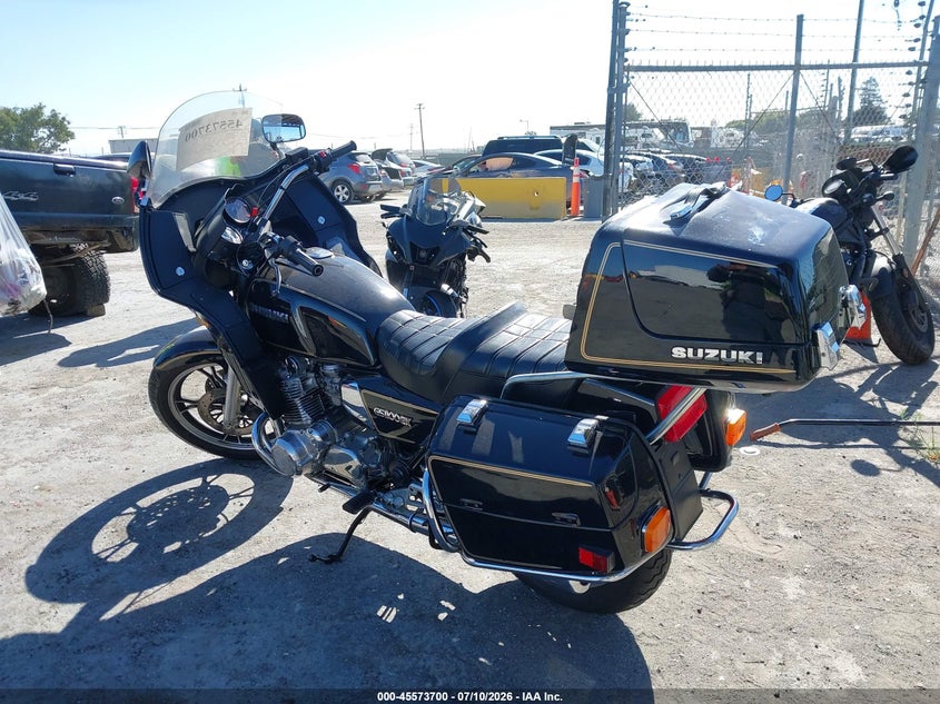 1982 Suzuki Gs1100 VIN JS1GU72G4C2100062 IAAI salvage auction — NORMAL WEAR, Clear - Dealer Only (California), sold $450 on 2026-07-16 (photo 3)