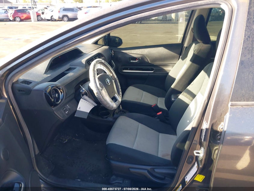 2016 Toyota Prius c VIN JTDKDTB32G1136513 IAAI salvage auction — REAR END, Salvage Certificate (California), sold $4,050 on 2026-07-19 (photo 5)