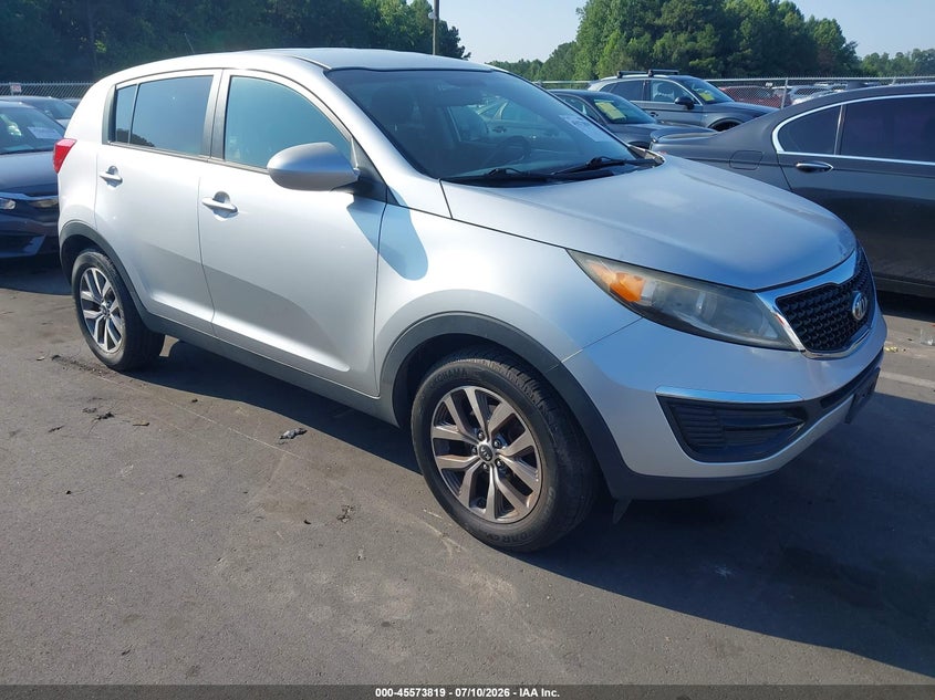 2015 Kia Sportage VIN KNDPB3AC5F7720364 IAAI salvage auction — NORMAL WEAR, Clear (North Carolina), sold $25 on 2026-07-20 (photo 1)