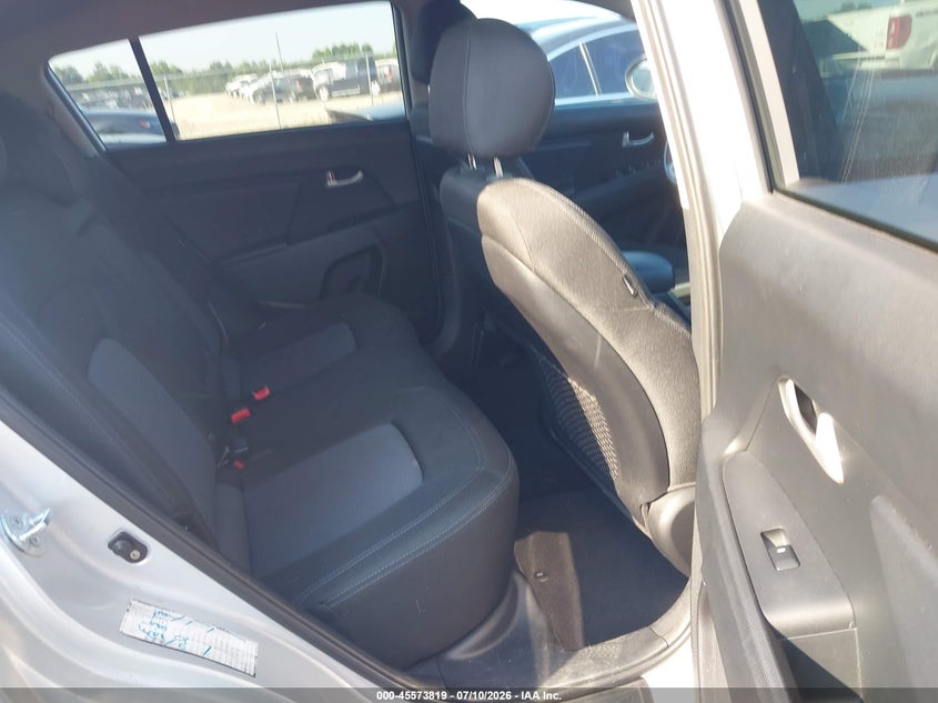 2015 Kia Sportage VIN KNDPB3AC5F7720364 IAAI salvage auction — NORMAL WEAR, Clear (North Carolina), sold $25 on 2026-07-20 (photo 8)