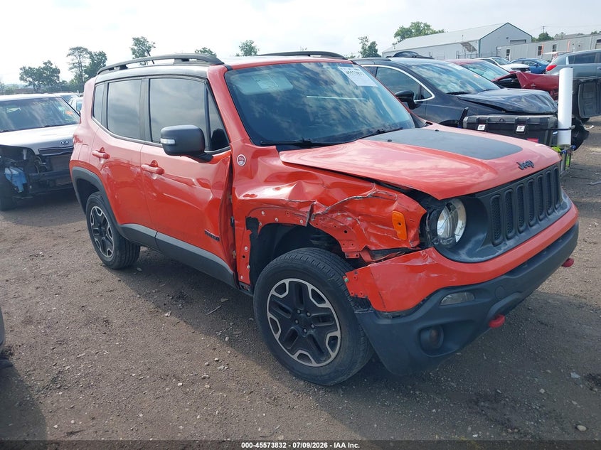 2016 Jeep Renegade VIN ZACCJBCT8GPE27555 IAAI salvage auction — RIGHT FRONT, Wait Title, sold $1,450 on 2026-08-19 (photo 1)