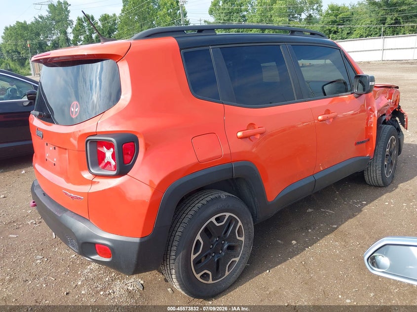 2016 Jeep Renegade VIN ZACCJBCT8GPE27555 IAAI salvage auction — RIGHT FRONT, Wait Title, sold $1,450 on 2026-08-19 (photo 4)