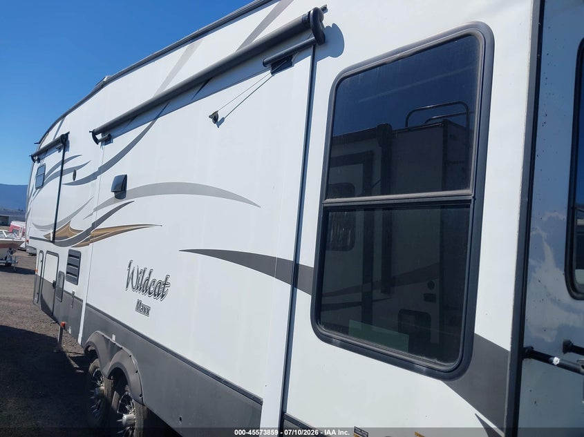 2016 Frrv Ct VIN 4X4FWCF29GT015294 IAAI salvage auction — SIDE, Clear (Idaho), sold $3,250 on 2026-07-28 (photo 3)