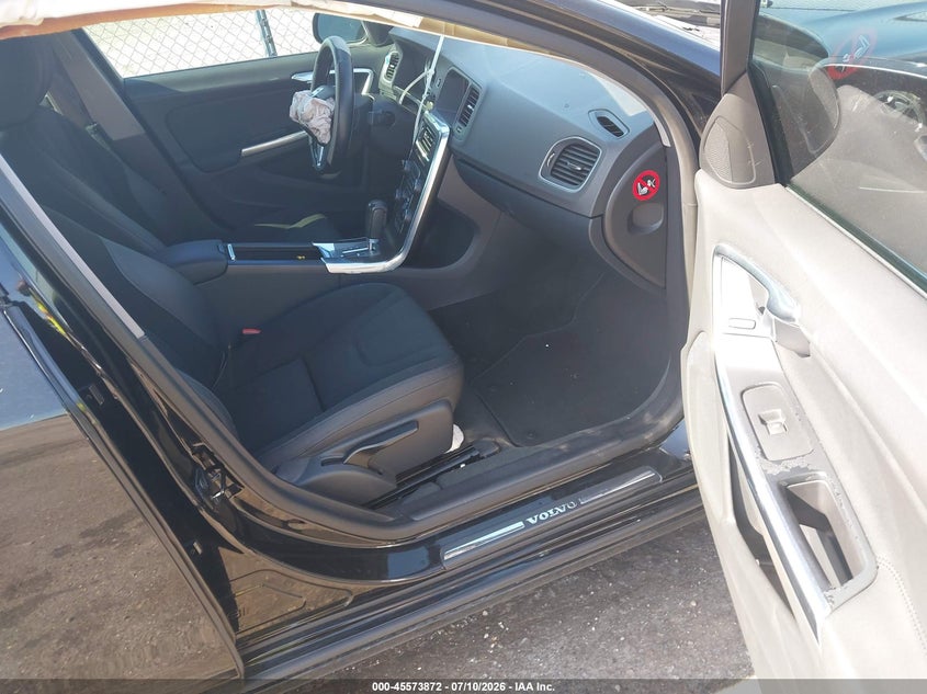2012 Volvo S60 VIN YV1622FS0C2117444 IAAI salvage auction — RIGHT FRONT, Salvage (California), sold $650 on 2026-08-10 (photo 5)