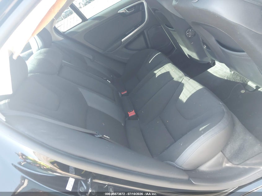 2012 Volvo S60 VIN YV1622FS0C2117444 IAAI salvage auction — RIGHT FRONT, Salvage (California), sold $650 on 2026-08-10 (photo 8)