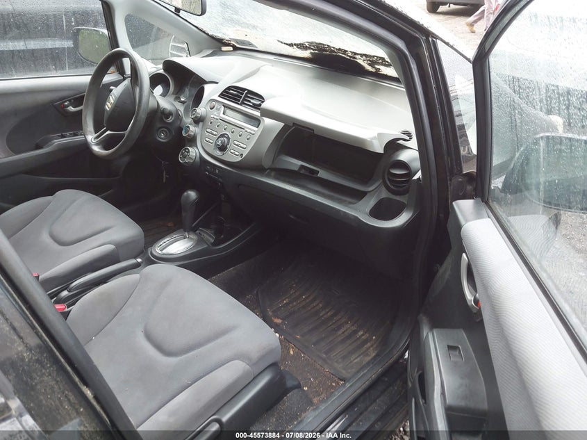2009 Honda Fit VIN JHMGE88259S028302 IAAI salvage auction — NORMAL WEAR, Clear (District Of Columbia), sold $625 on 2026-07-22 (photo 5)