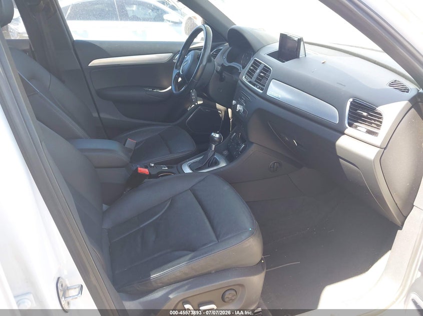 2017 Audi Q3 VIN WA1GCCFSXHR014876 IAAI salvage auction — NORMAL WEAR, Clear - Dealer Only (California), sold $4,200 on 2026-07-28 (photo 5)