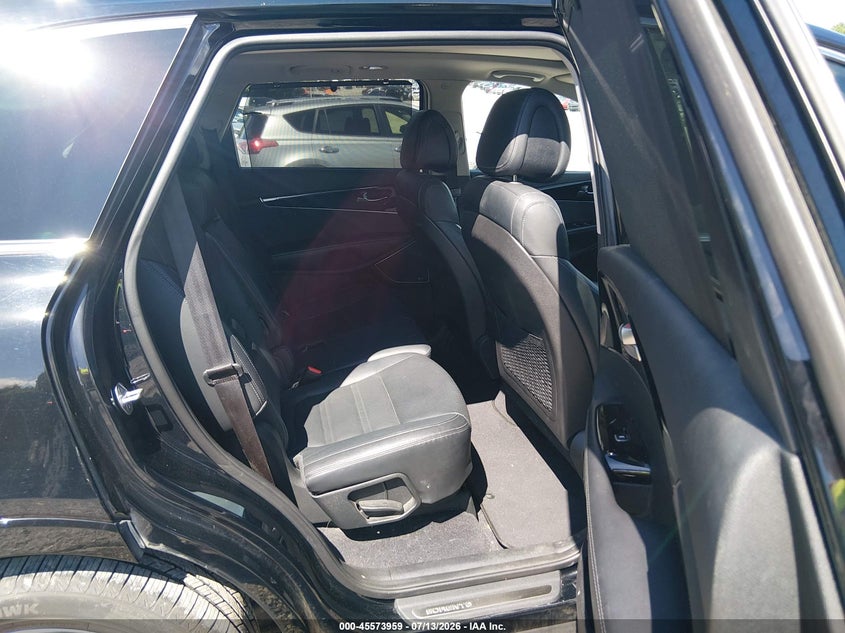 2016 Kia Sorento VIN 5XYPK4A58GG078072 IAAI salvage auction — FRONT & REAR, Salvage Title, sold $1,150 on 2026-07-29 (photo 8)