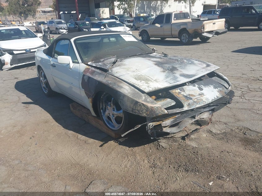 1990 Porsche 944 VIN WP0CB2945LN480648 IAAI salvage auction — ENGINE BURN, Non-Repairable (California), sold $175 on 2026-08-11 (photo 1)