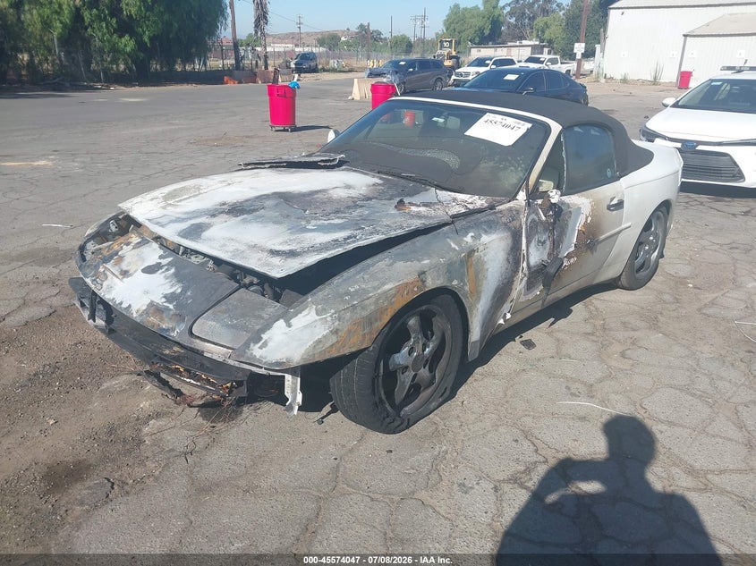 1990 Porsche 944 VIN WP0CB2945LN480648 IAAI salvage auction — ENGINE BURN, Non-Repairable (California), sold $175 on 2026-08-11 (photo 2)