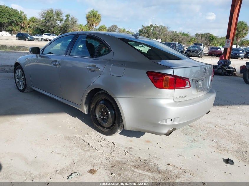 2010 Lexus Is 250 VIN JTHBF5C25A5112085 IAAI salvage auction — NORMAL WEAR, Clear (Florida), sold $475 on 2026-07-28 (photo 3)