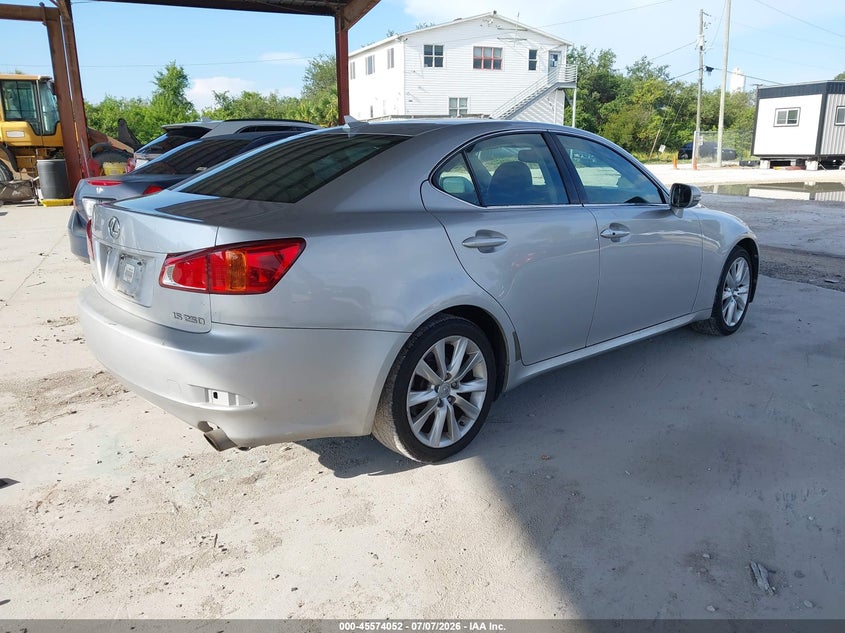 2010 Lexus Is 250 VIN JTHBF5C25A5112085 IAAI salvage auction — NORMAL WEAR, Clear (Florida), sold $475 on 2026-07-28 (photo 4)