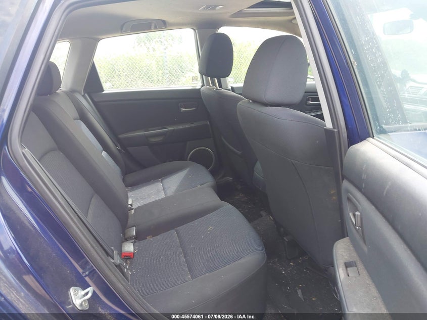 2006 Mazda 3 VIN JM1BK343361477985 IAAI salvage auction — NORMAL WEAR, Clear (Wisconsin), sold $275 on 2026-07-14 (photo 8)
