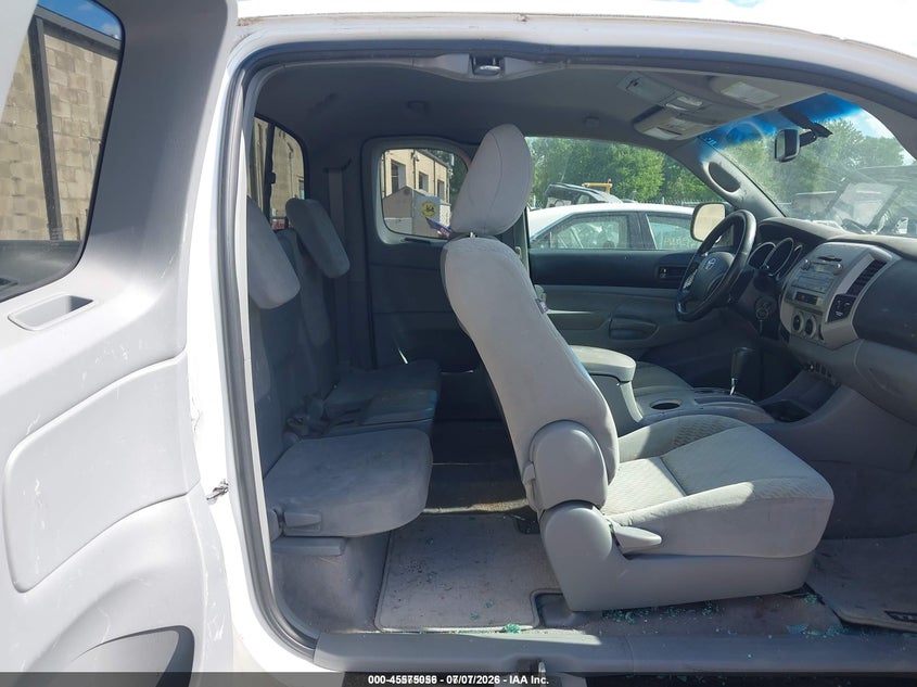 2010 Toyota Tacoma VIN 5TEUU4EN0AZ714682 IAAI salvage auction — RIGHT SIDE, Clear (New York), sold $1,800 on 2026-07-09 (photo 8)