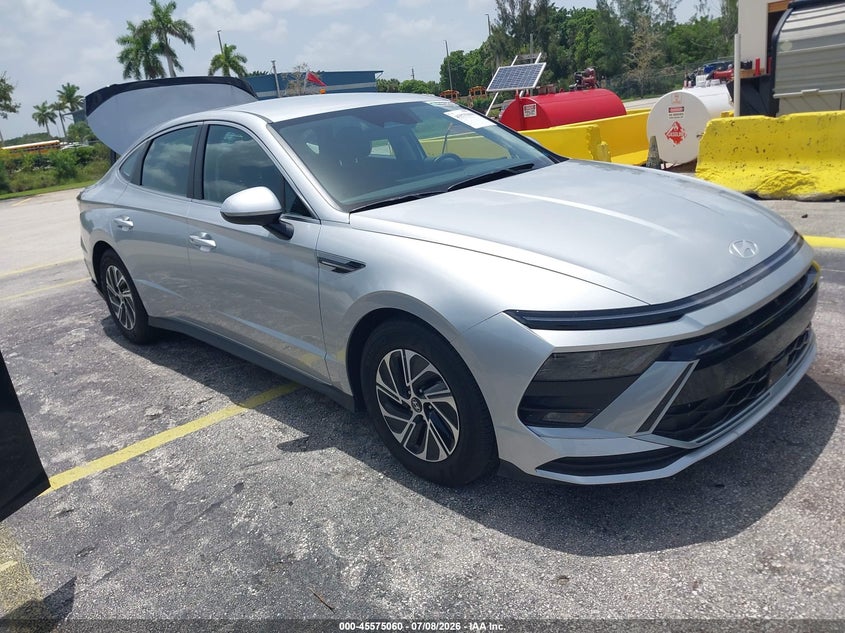 2026 Hyundai Sonata VIN KMHL24JJ0TA154353 IAAI salvage auction — REAR END, Enterprise Vehicles Clear Only (Florida), sold $12,800 on 2026-07-16 (photo 1)