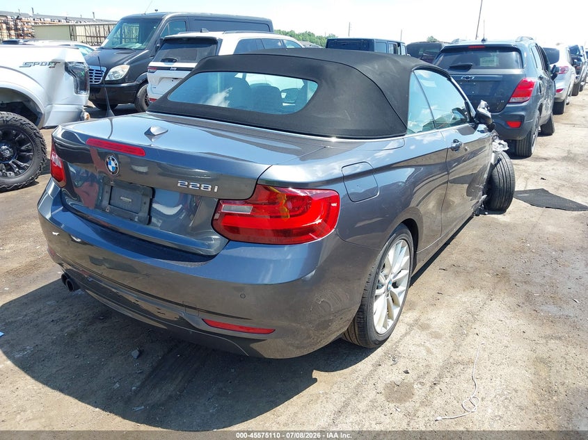 2016 BMW 2er VIN WBA1K9C5XGV321693 IAAI salvage auction — RIGHT FRONT, Clear (Michigan), sold $1,000 on 2026-08-20 (photo 4)
