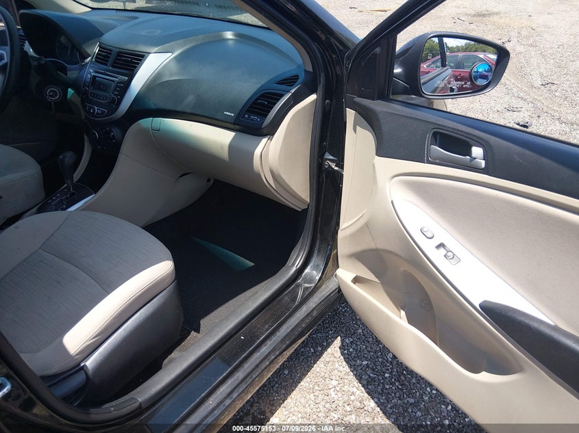 2017 Hyundai Accent VIN KMHCT4AEXHU373746 IAAI salvage auction — RIGHT SIDE, Salvage (South Carolina), sold $1,500 on 2026-08-02 (photo 5)