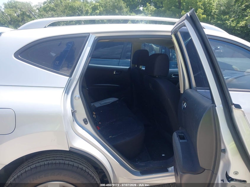 2015 Nissan Rogue VIN JN8AS5MT7FW667884 IAAI salvage auction — NORMAL WEAR, Clear (Missouri), sold $525 on 2026-07-29 (photo 8)