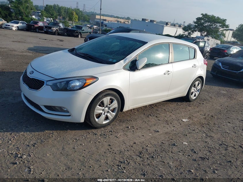 2016 Kia Forte VIN KNAFK5A88G5572756 IAAI salvage auction — FRONT END, Salvage (Pennsylvania), sold $25 on 2026-07-24 (photo 2)