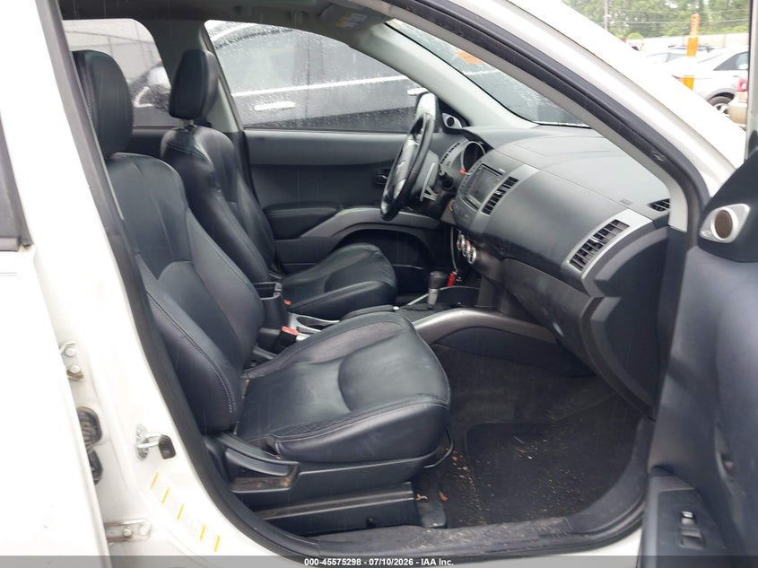 2007 Mitsubishi Outlander VIN JA4MT41X97Z010635 IAAI salvage auction — NORMAL WEAR, Clear (Maryland), sold $325 on 2026-07-30 (photo 5)