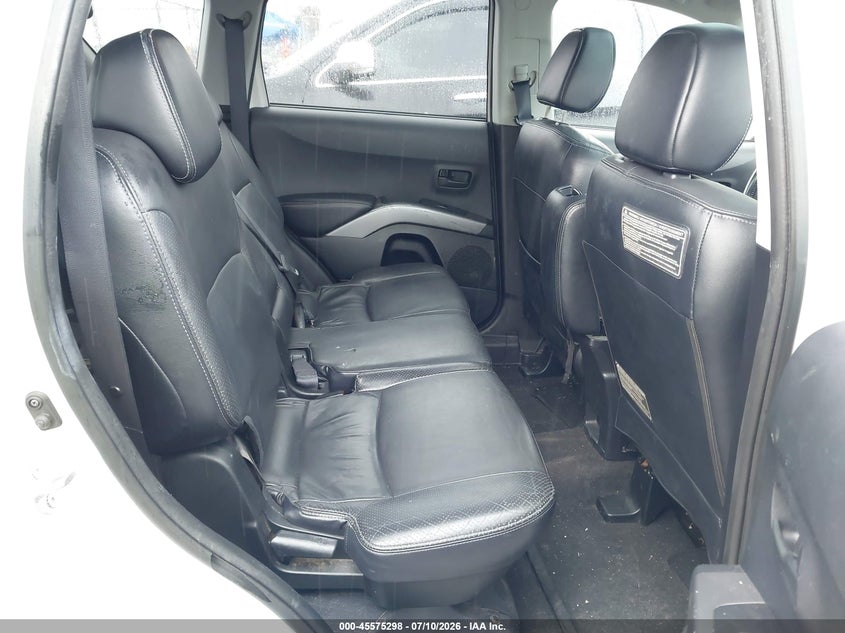 2007 Mitsubishi Outlander VIN JA4MT41X97Z010635 IAAI salvage auction — NORMAL WEAR, Clear (Maryland), sold $325 on 2026-07-30 (photo 8)