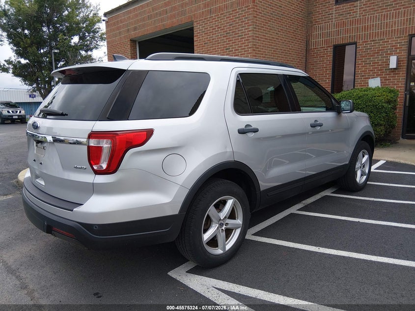 2018 Ford Explorer VIN 1FM5K8B8XJGA59417 IAAI salvage auction — NORMAL WEAR, SF97 (Virginia), sold $11,200 on 2026-07-22 (photo 4)