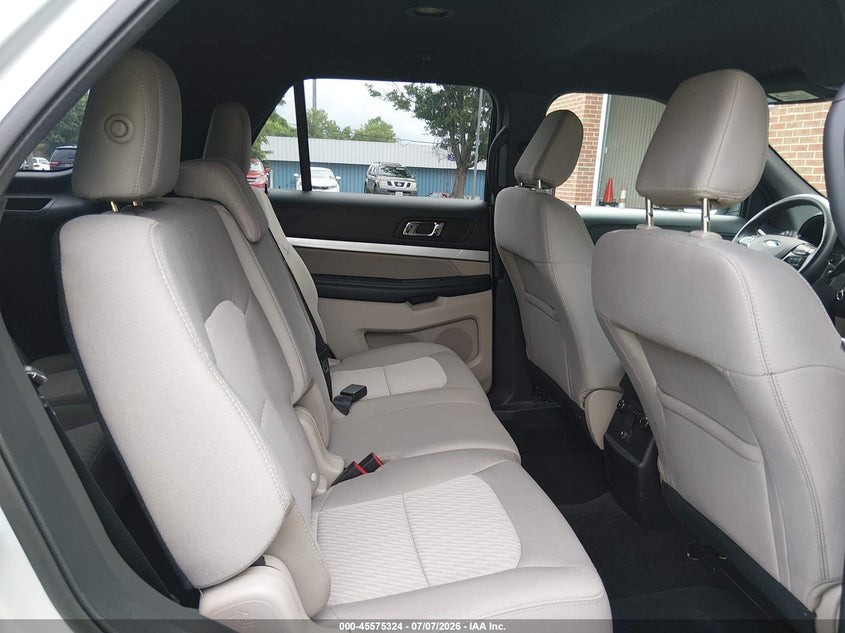 2018 Ford Explorer VIN 1FM5K8B8XJGA59417 IAAI salvage auction — NORMAL WEAR, SF97 (Virginia), sold $11,200 on 2026-07-22 (photo 8)