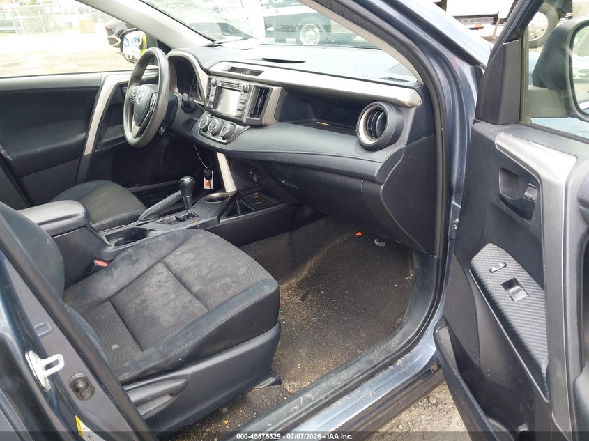 2014 Toyota Rav 4 VIN JTMZFREV3ED037512 IAAI salvage auction — REAR END, Salvage Title, sold $4,750 on 2026-07-17 (photo 5)