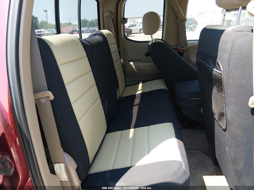 2000 Toyota Tundra VIN 5TBBT4417YS079078 IAAI salvage auction — NORMAL WEAR, Clear (Illinois), sold $1,050 on 2026-07-21 (photo 8)