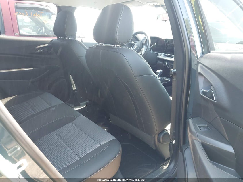 2025 Chevrolet Trax VIN KL77LHEP3SC169065 IAAI salvage auction — HAIL, Salvage Title, sold $11,000 on 2026-08-25 (photo 8)