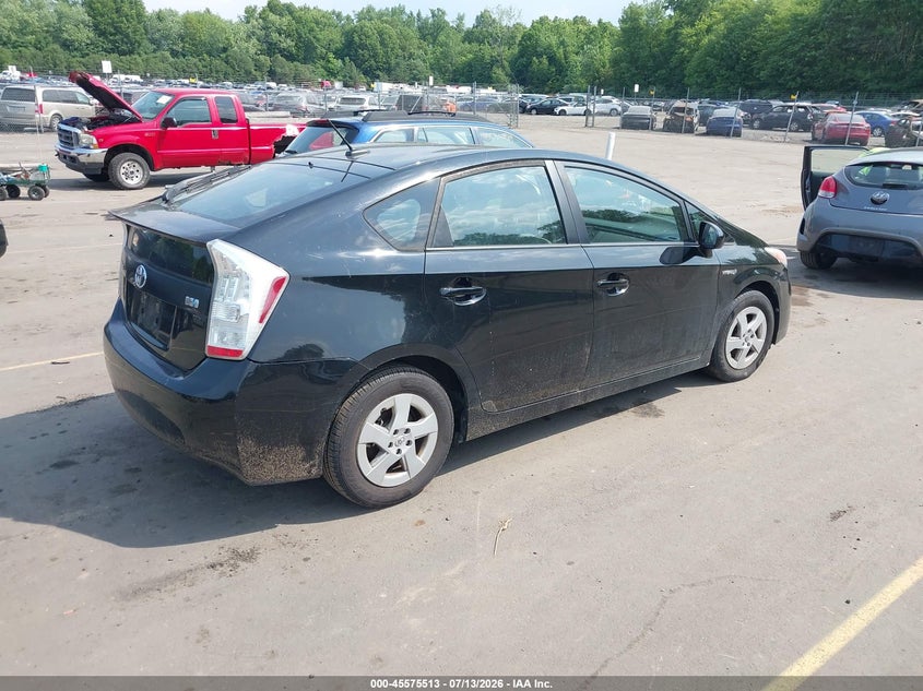 2010 Toyota Prius VIN JTDKN3DU0A0028987 IAAI salvage auction — NORMAL WEAR, Clear (Connecticut), sold $750 on 2026-07-23 (photo 4)