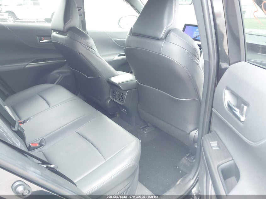 2023 Toyota Venza VIN JTEAAAAH3PJ150129 IAAI salvage auction — RIGHT SIDE, Mv-907A (New York), sold $9,200 on 2026-07-14 (photo 8)