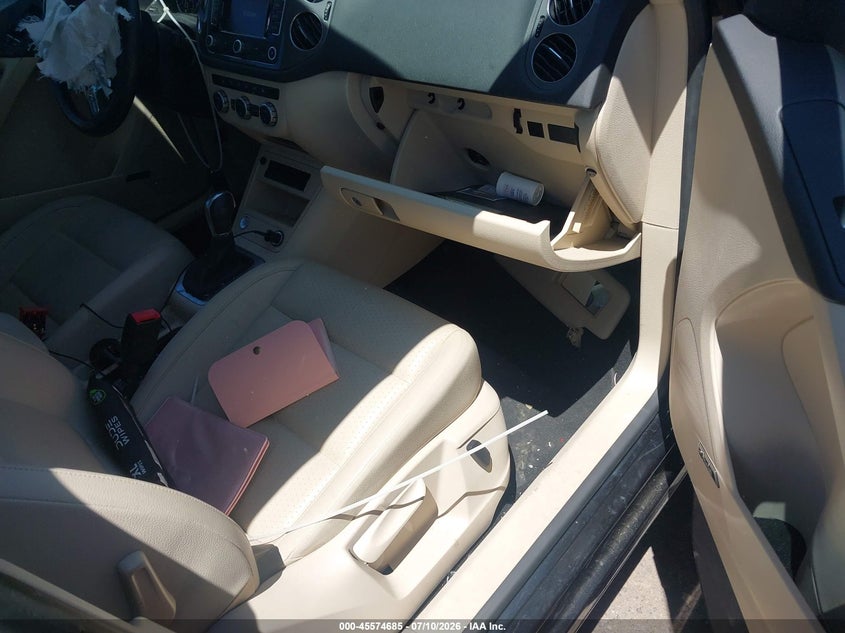 2014 Volkswagen Tiguan VIN WVGAV3AX1EW562265 IAAI salvage auction — NORMAL WEAR, Clear (Colorado), sold $1,575 on 2026-07-28 (photo 5)