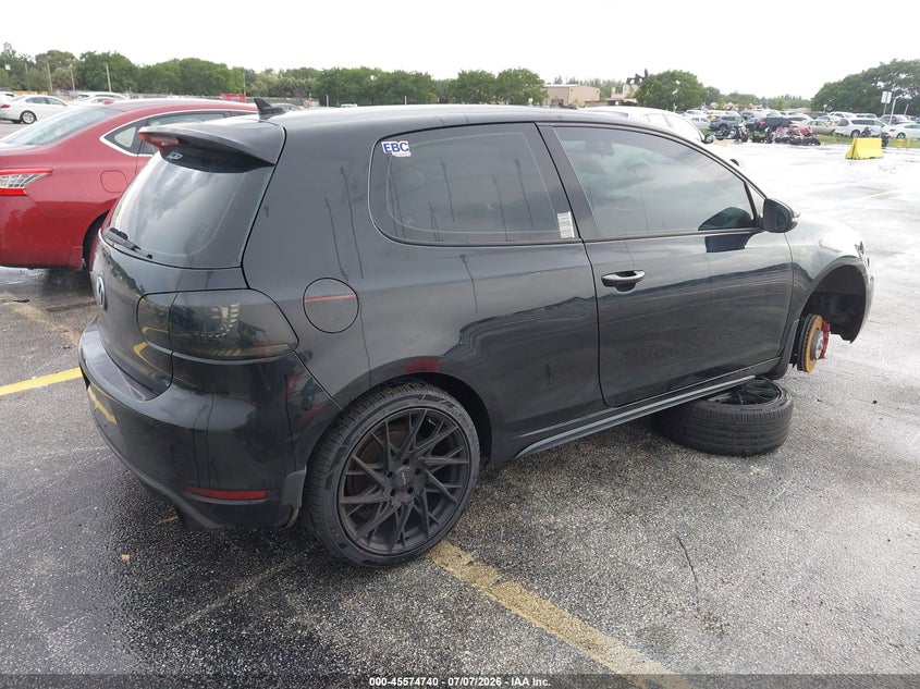 2011 Volkswagen Gti VIN WVWEV7AJ8BW282525 IAAI salvage auction — NORMAL WEAR, Clear (Florida), sold $1,900 on 2026-08-13 (photo 4)