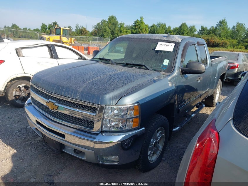 2013 Chevrolet Silverado VIN 1GCRKSE75DZ336411 IAAI salvage auction — NORMAL WEAR, Clear (New York), sold $475 on 2026-07-18 (photo 2)