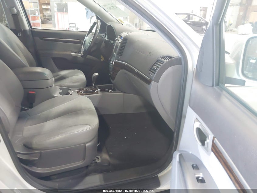 2012 Hyundai Santa fe VIN 5XYZHDAG9CG136600 IAAI salvage auction — RIGHT FRONT, Salvage Title, sold $2,300 on 2026-07-29 (photo 5)