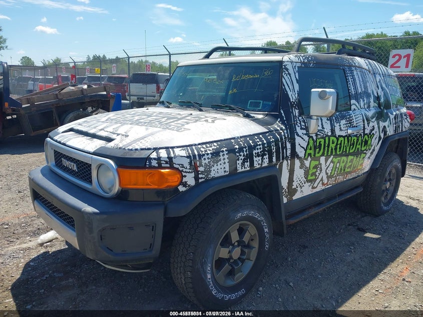 2007 Toyota Fj cruiser VIN JTEBU11F170057688 IAAI salvage auction — LEFT FRONT, Clear (New York), sold $4,250 on 2026-07-30 (photo 2)