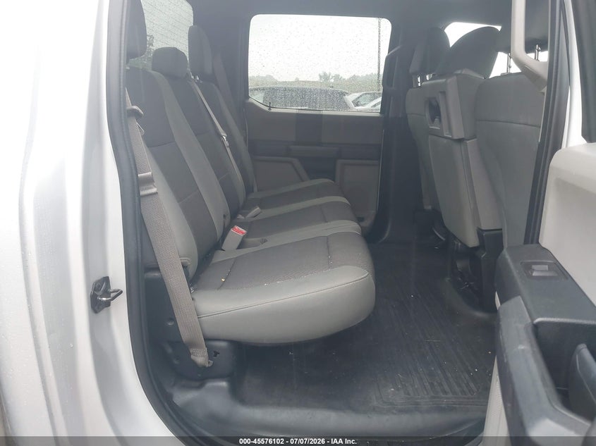 2017 Ford F-150 VIN 1FTEW1E84HKD63586 IAAI salvage auction — NORMAL WEAR, SF97 (New Hampshire), sold $14,400 on 2026-07-31 (photo 8)