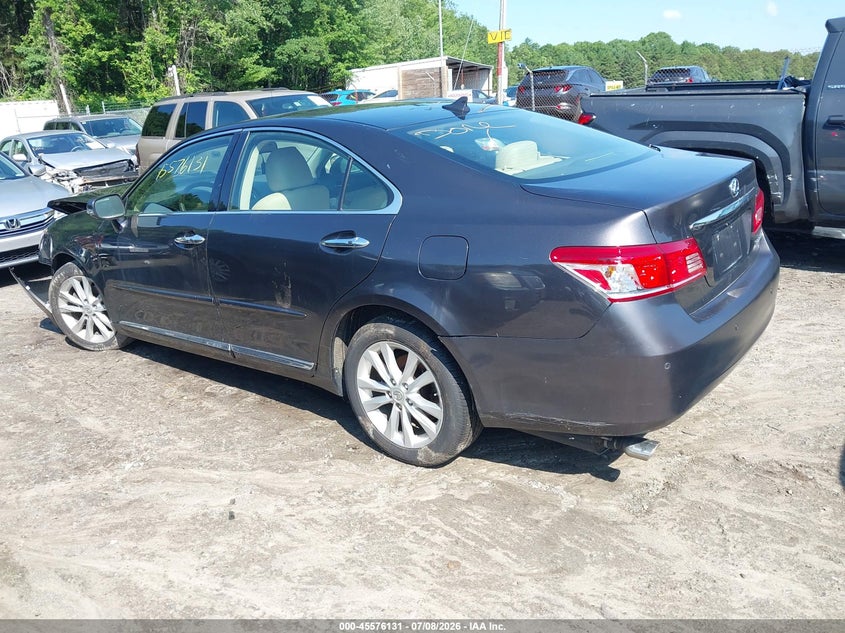 2011 Lexus Es 350 VIN JTHBK1EG1B2415056 IAAI salvage auction — NORMAL WEAR, Clear (Massachusetts), sold $975 on 2026-07-28 (photo 3)