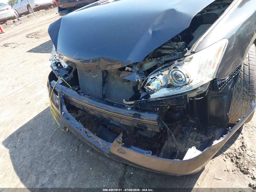 2011 Lexus Es 350 VIN JTHBK1EG1B2415056 IAAI salvage auction — NORMAL WEAR, Clear (Massachusetts), sold $975 on 2026-07-28 (photo 6)